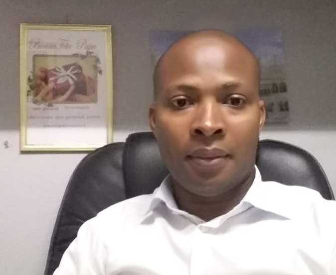 Journalisme en Côte d’Ivoire : « il faut favoriser l’émergence de groupes de médias indépendants soutenus par des organismes internationaux »