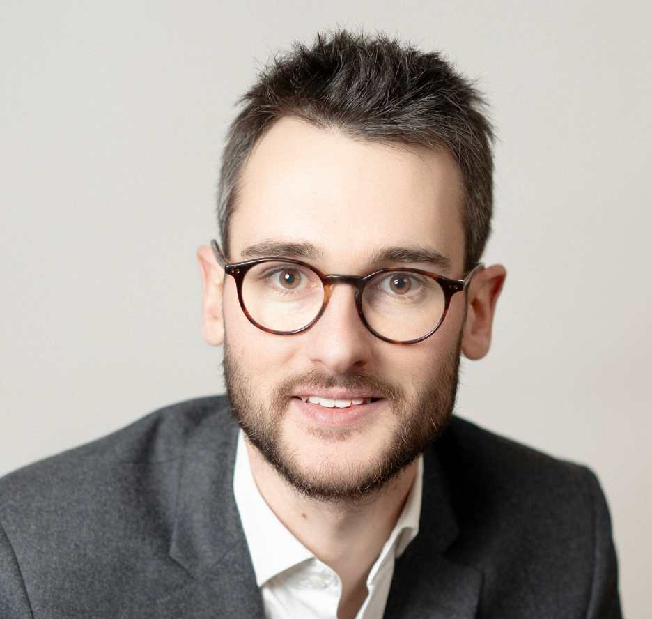 Communication politique : « Gabriel Attal rappelle la stratégie de saturation médiatique du Président Sarkozy »
